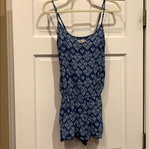 Hollister romper Blue w/wht pattern Medium cute!